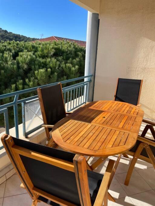Domaine D'Azur - Renovated 1Br With Terrace Pool & Garage Apartman Le Lavandou Kültér fotó